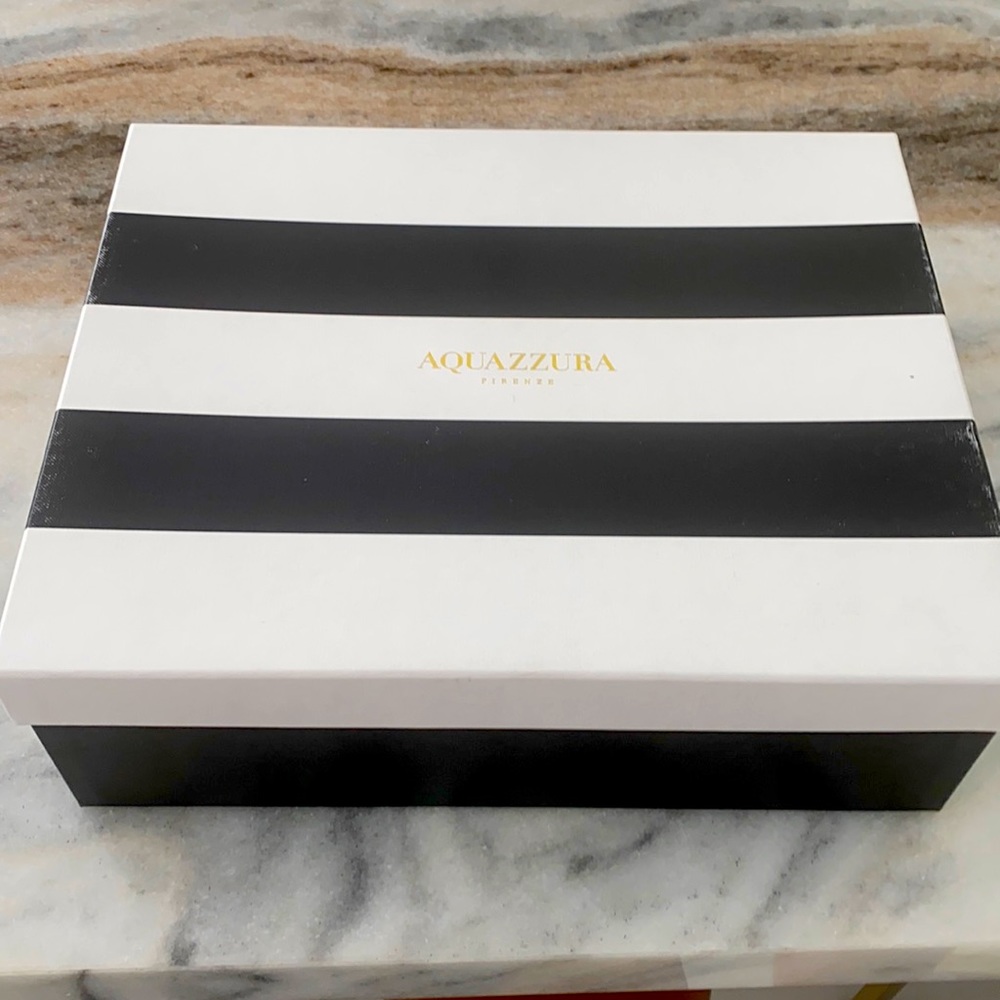 Aquazzura shoe box
